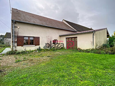 Maison 3 pièces de 72m2 à Saint Hilaire Les Andresis