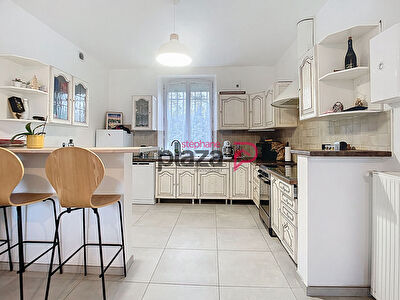 Maison Gy Les Monains 4 pièce(s) 173 m2