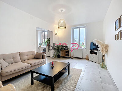 Maison Gy Les Monains 4 pièce(s) 173 m2