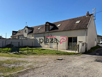 Longère 4 pièces de 90m2 à Corquilleroy