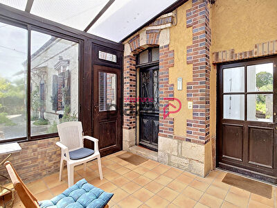 Maison Griselles 6 pièce(s) 170.26 m2