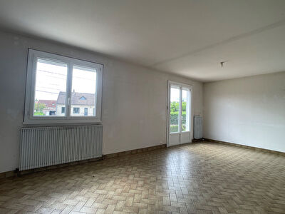 Maison 4 pièces de 146m2 à Amilly