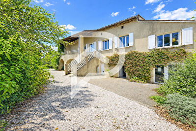 Maison à vendre proche Alba-la-Romaine 5 pièce(s) 180 m2