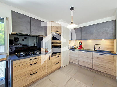 Appartement à vendre Montelimar 4 pièce(s) 91 m2