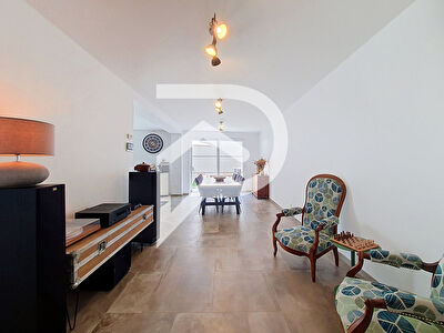 Maison à vendre Le Teil 8 pièce(s) 237 m2