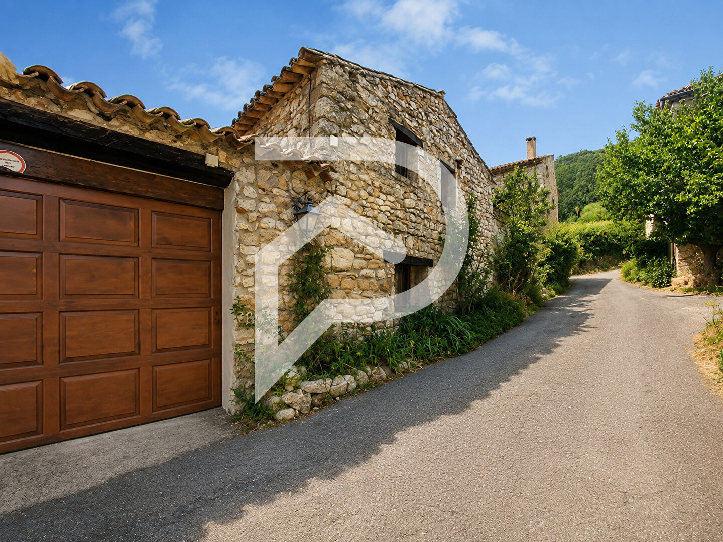 Photo du bien : Maison 13 pièces 296 m2