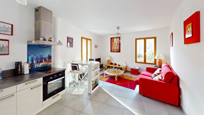 Maison T3 à Coursan avec terrasse et garage