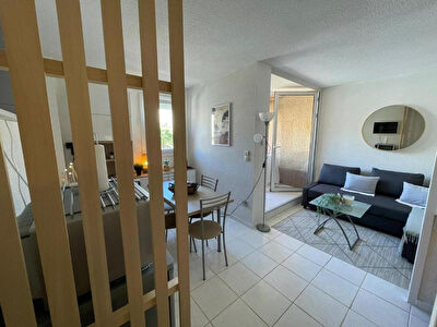 Appartement  place des menhirs avec  piscine résidence Dromadaire