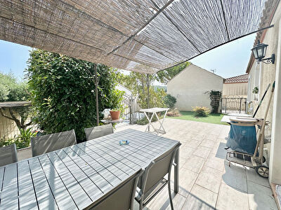 Villa Plain-Pied à Moussan T5 avec Piscine et Garage
