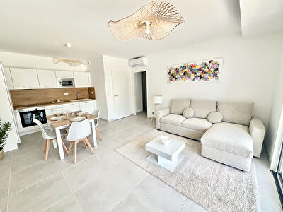 Appartement neuf  T3  avec terrasse
