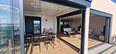 Villa contemporaine vue sur Bages