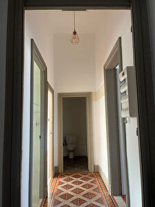 Location commerciale appartement 5 pièces 105m²