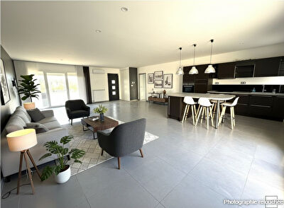 Maison avec surface commerciale
