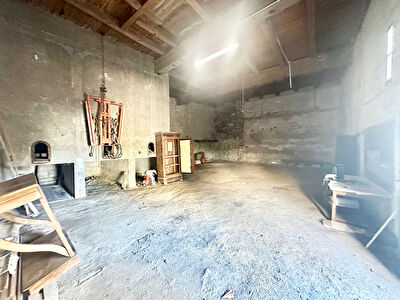 Maison vigneronne avec remise à COURSAN