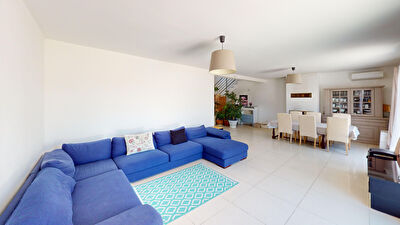 NARBONNE: MAISON FAMILIALE AVEC PISCINE, GARAGE ET SUITE PARENTALE EN RDC