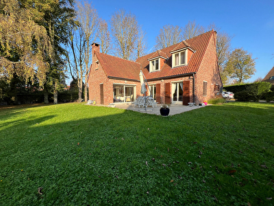 Maison 6 pièces 160 m² · à Marcq-en-Barœul · 160 m² · 950 000 €