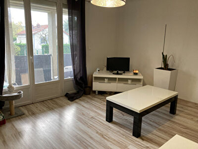 Appartement Ste Genevieve Des Bois 2 pièce(s) 44.12 m2