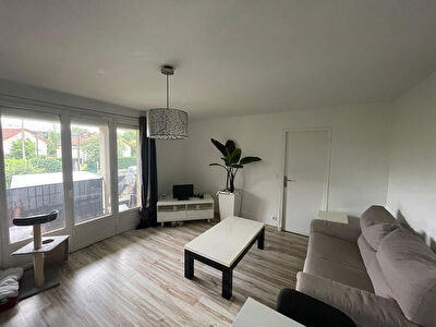 Appartement Ste Genevieve Des Bois 2 pièce(s) 44.12 m2