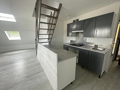 Appartement Ste Genevieve Des Bois 2 pièce(s) 33.84m2