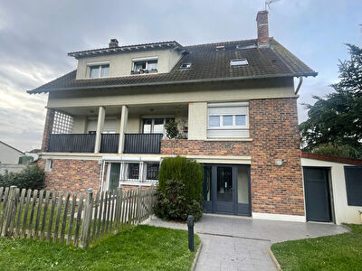 Appartement Ste Genevieve Des Bois 2pièce(s) 27.70m2
