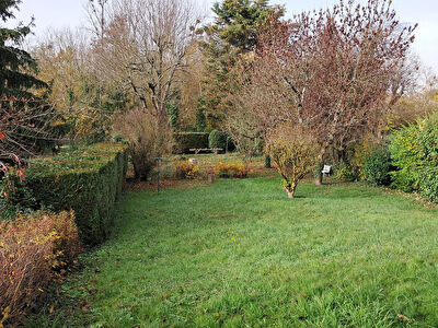Maison Ste Genevieve Des Bois 9 pièce(s) 150 m2
