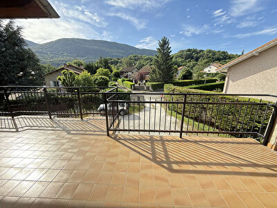 Appartement Le Gua 8 pièce(s) 122 m²