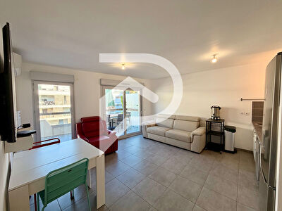 Bel appartement meublé  avec piscine, parking