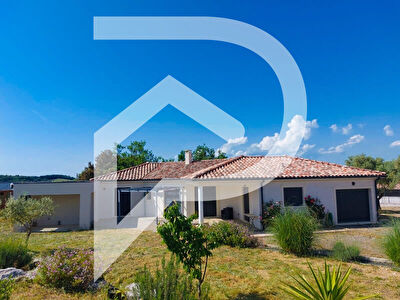 Maison Alairac 7 pièce(s) 160 m2