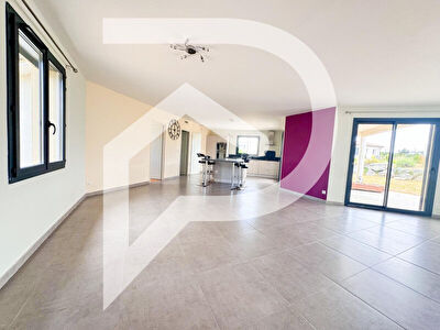 Maison Alairac 7 pièce(s) 160 m2