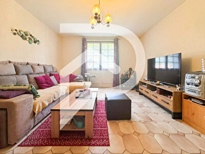 Maison 7 pièce(s) 210 m2