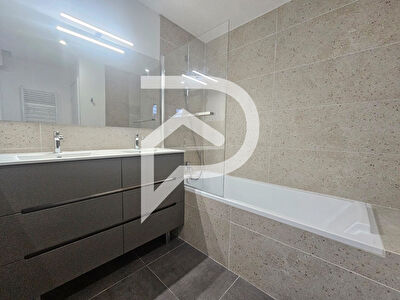 Duplex de 107 m² avec terrasses, au coeur de la verdure à Saint-Maurice
