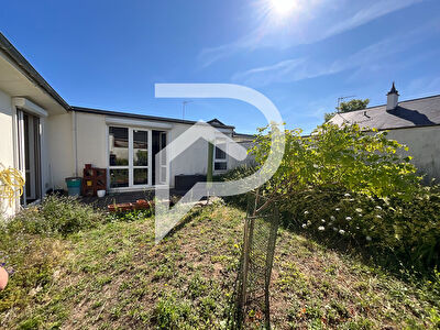 REIMS - Secteur CHATILLONS - A VENDRE - Plain Pied de type 6 avec jardin et garage