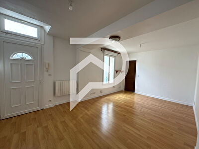 REIMS - Secteur Avenue de Laon - A VENDRE - Appartement de type 2 avec double parking