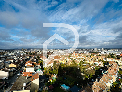 REIMS - SECTEUR POMMERY - Appartement de type 4 avec Cave et stationnement