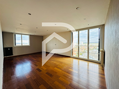 REIMS - SECTEUR POMMERY - Appartement de type 4 avec Cave et stationnement