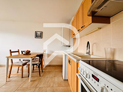 APPARTEMENT A CORMONTREUIL - T3 AVEC GARAGE DOUBLE