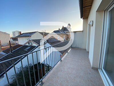 LOCATION APPARTEMENT T5 - BETHENY