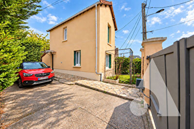 Maison 4 pièces 64 m² · à Ris-Orangis · 63,8 m² · 249 900 €
