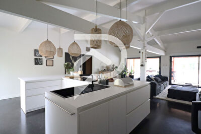 Maison Tecou 6 pièces 175 m2 Piscine et dépendances