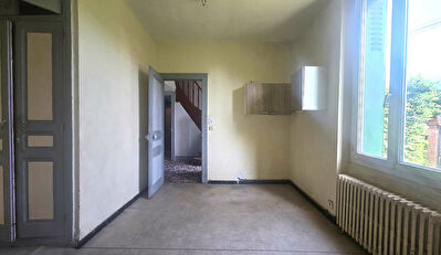 Gaillac idéalement placée, maison T4  sur 575m²