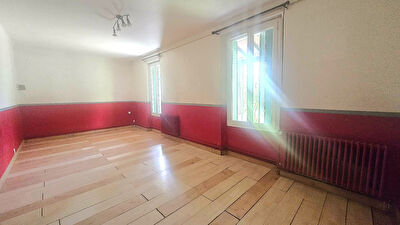 Gaillac idéalement placée, maison T4  sur 575m²