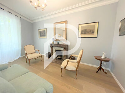 Maison L'isle Adam 10 pièce(s) 169.75 m2