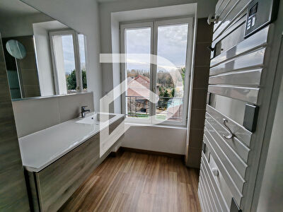 Maison Presles 5 pièce(s)