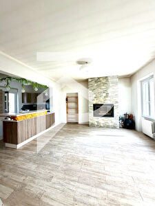 Maison Fleury Les Aubrais 10 pièce(s) 130 m2