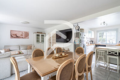 Maison Orleans 7 pièce(s) 153 m2