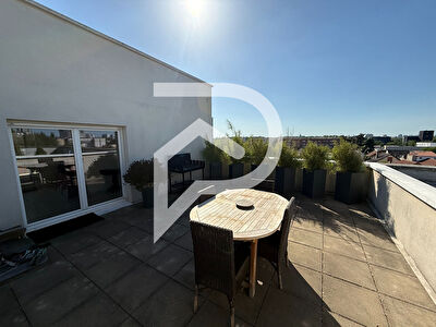 DUPLEX AVEC ROOFTOP PANORAMIQUE ? 100 m² ? LA COURNEUVE