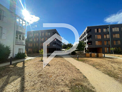 Appartement Saint Denis 4 pièce(s) 82 m² avec terrasse de 24m² SAINT DENIS