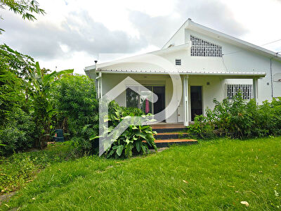 LOCATION Maison F3/4+grand jardin, proche des axes routiers CONDE CONCESSION ST-PIERRE