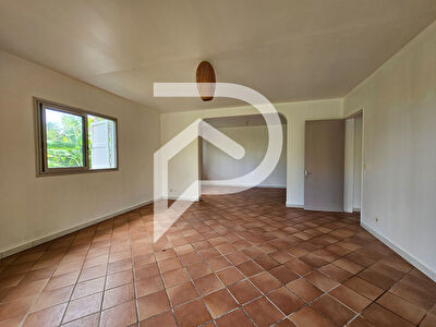 LOCATION Maison F3/4+grand jardin, proche des axes routiers CONDE CONCESSION ST-PIERRE