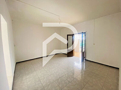 Grand Appartement F4/5 proximité ville de Saint-Joseph